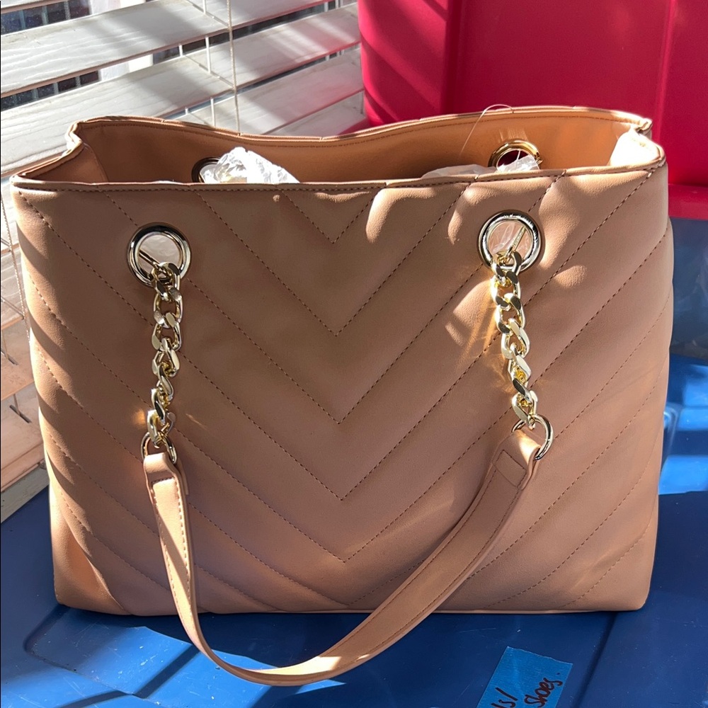 Elegant Tan Tote Bag with Gold Chain Accents